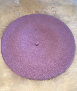 Wollen baret lila