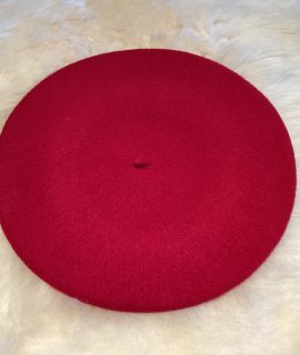 Wollen baret rood