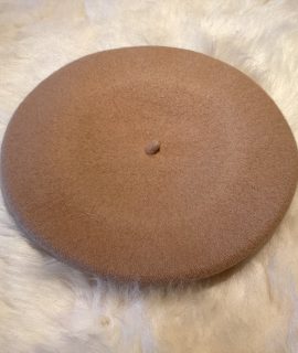 Wollen baret camel