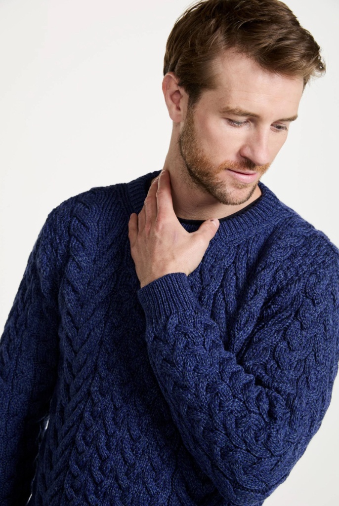 Unisex Aran kabeltrui (2 kleuren)