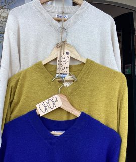 V-hals trui van cashmere/merino/katoenmix (3 kleuren) OP=OP