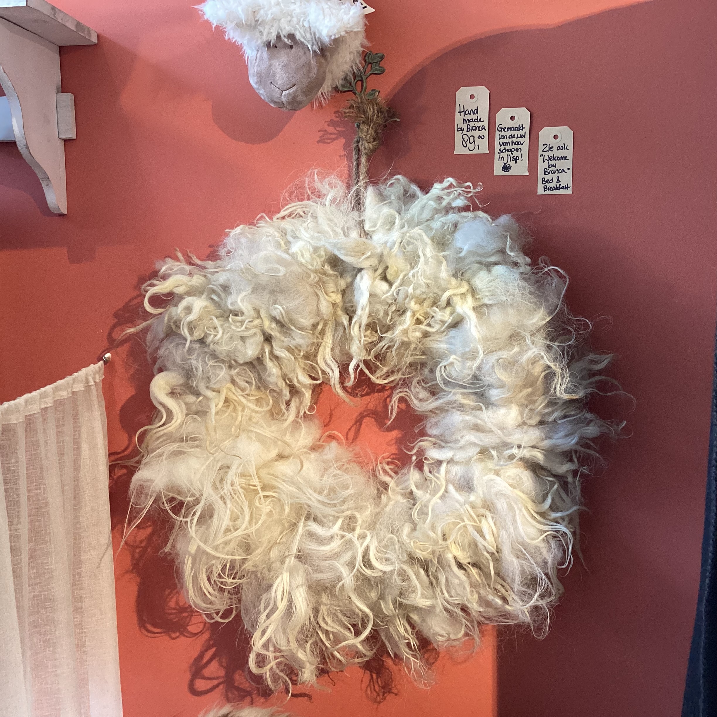 Krans van schapenwol wolwit - Afbeelding 3