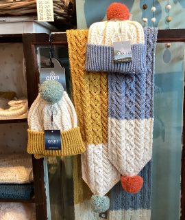 Aran merinowol kinder muts